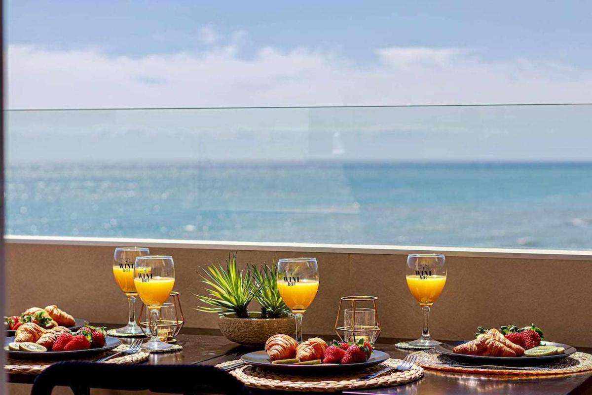 797 Holiday Rentals - Benalbeach- Moderno Piso Para 5 Con Vistas Al Mar Benalmádena Zewnętrze zdjęcie